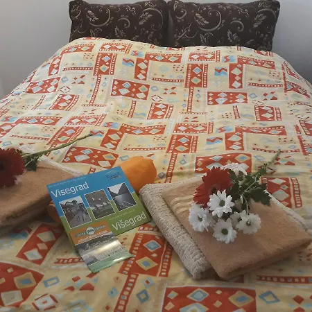 Lotika Apartament *