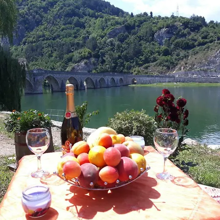 Lotika 아파트 Višegrad